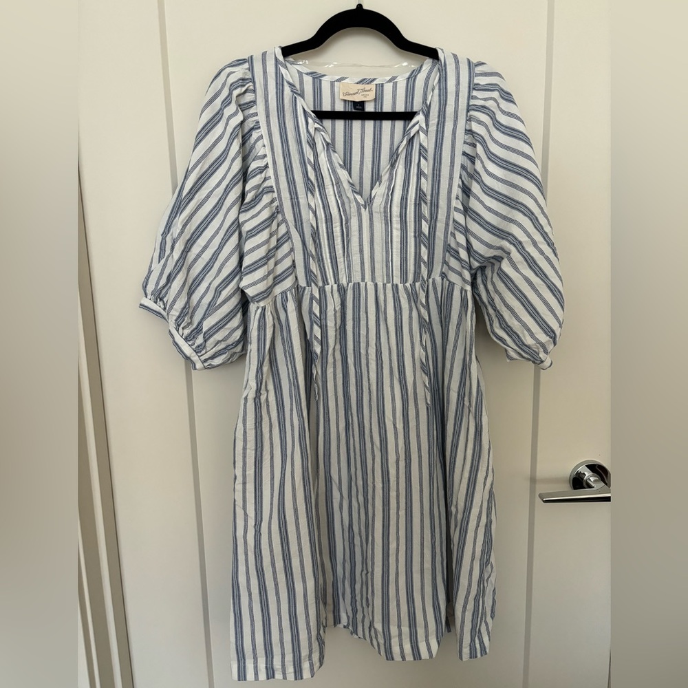 Universal Thread Casual Shift Dress